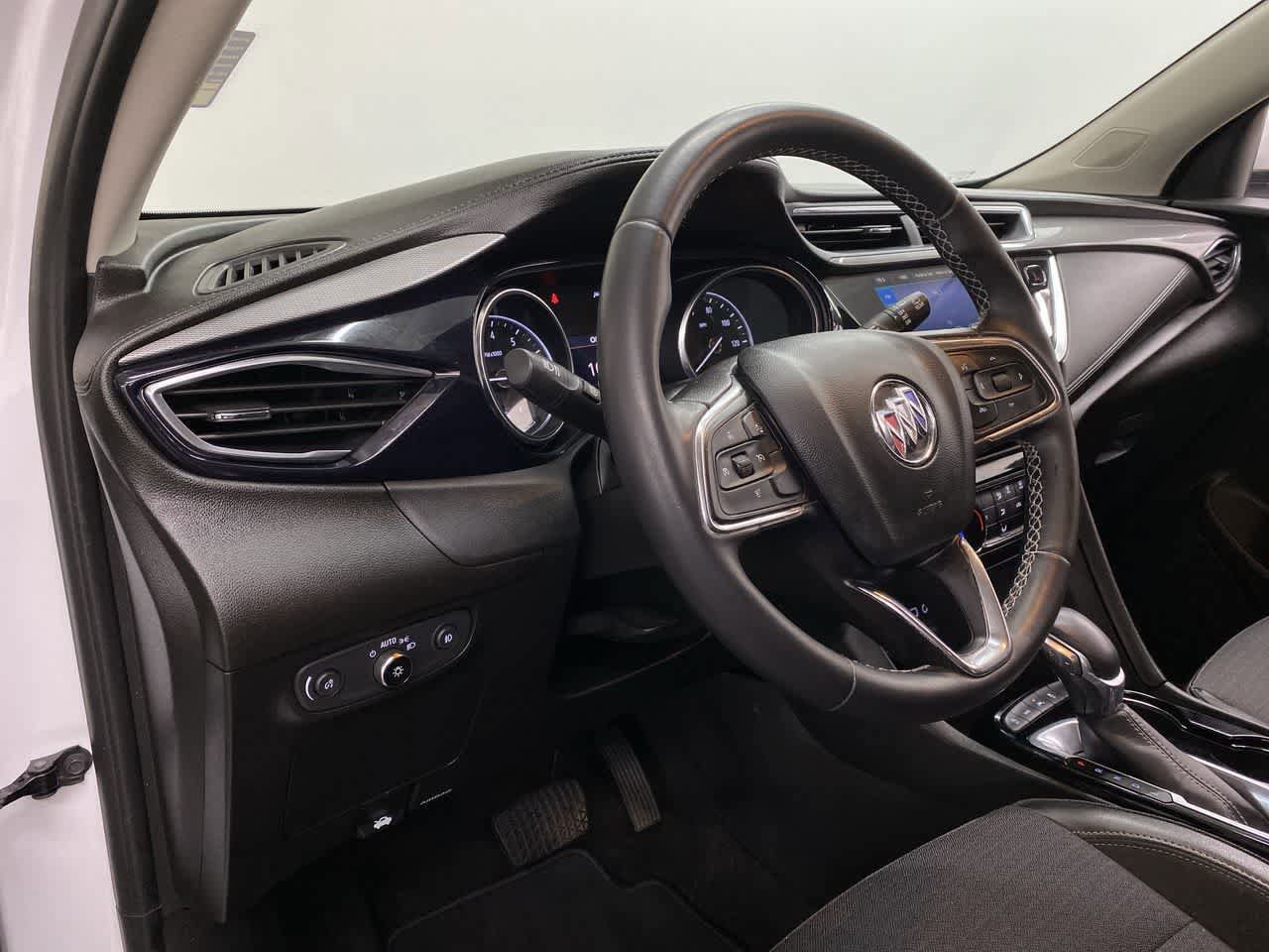 Used 2020 Buick Encore GX Preferred AWD/4WD image 2