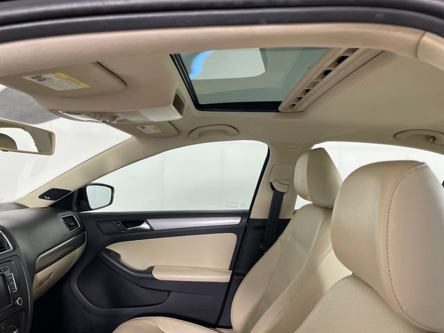 Used 2013 Volkswagen Jetta TDI FWD image 14