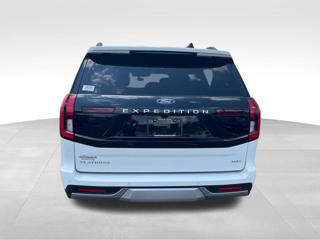 Used 2025 Ford Expedition Max Platinum w/ Driver's Package AWD/4WD image 4