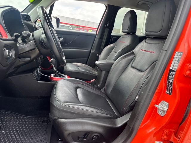 Used 2020 Jeep Renegade Trailhawk w/ Premium Leather Group AWD/4WD image 15