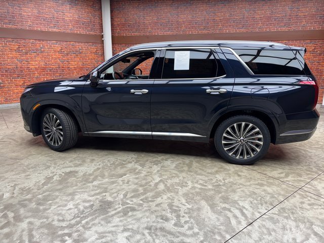 Used 2024 Hyundai Palisade Calligraphy video 2