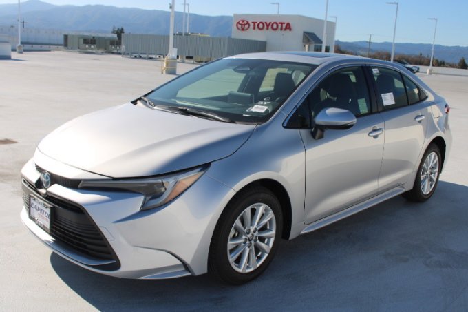 New 2026 Toyota Corolla XLE image 6