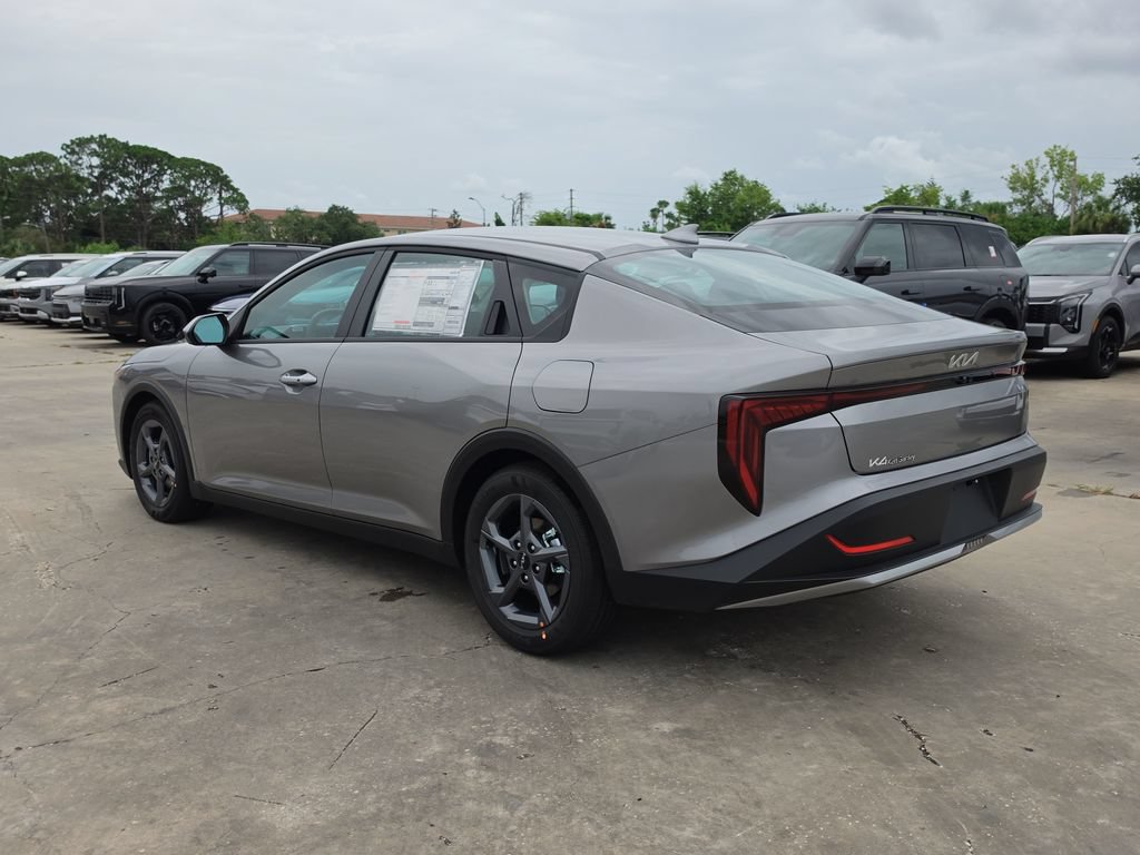 New 2026 Kia K4 FWD image 6