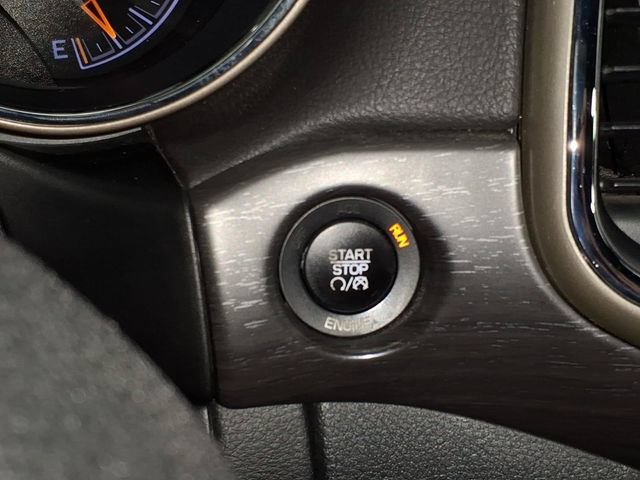 Used 2016 Jeep Grand Cherokee Laredo AWD/4WD image 27