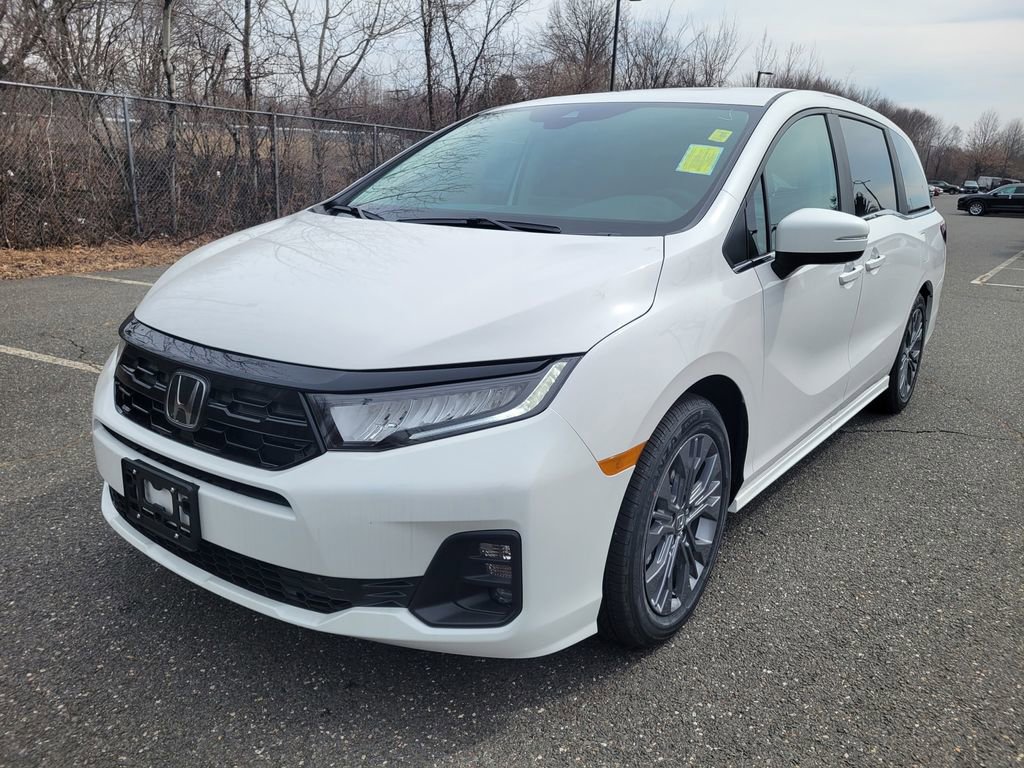 New 2026 Honda Odyssey Touring image 9