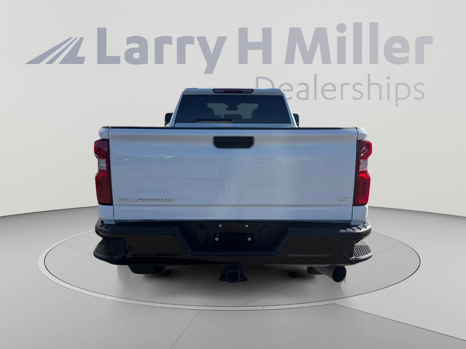 Used 2025 Chevrolet Silverado 2500 Custom w/ Custom Value Package AWD/4WD image 4