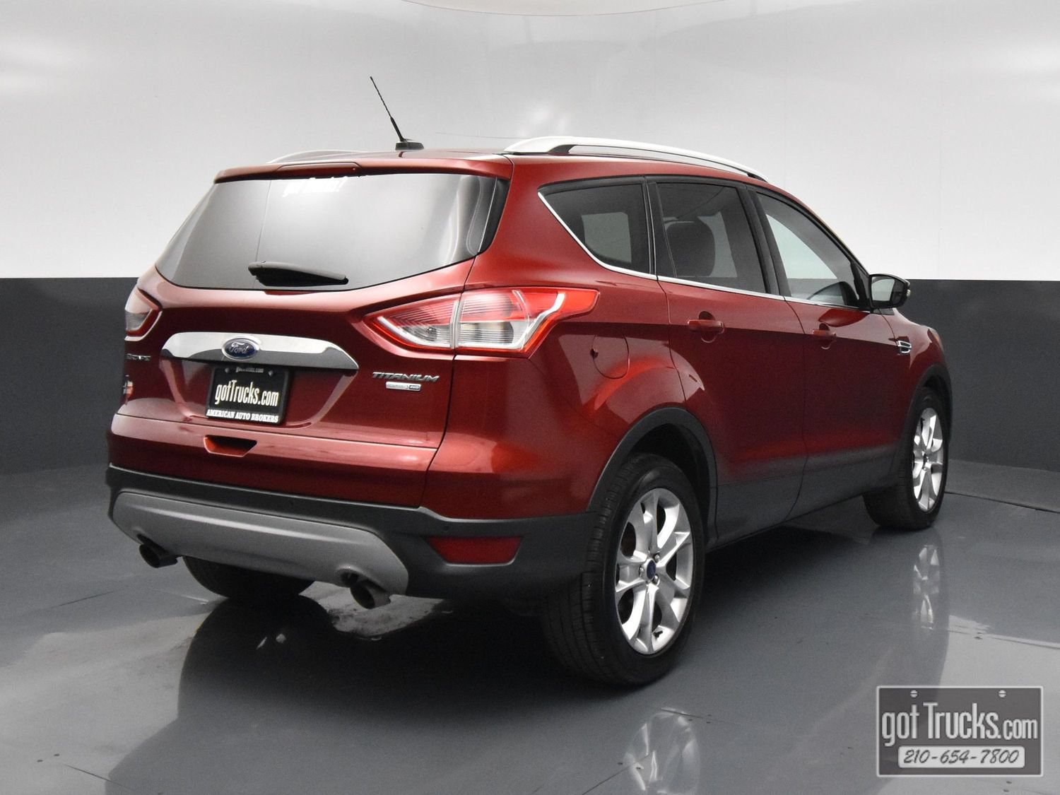 Used 2016 Ford Escape Titanium w/ Equipment Group 301A AWD/4WD image 46