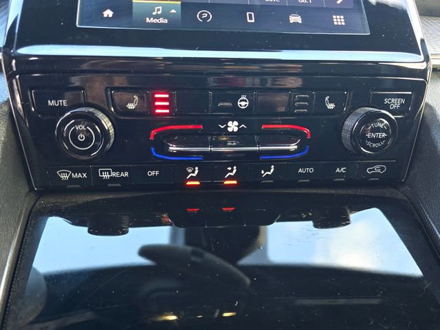 Certified 2023 Jeep Grand Cherokee L Laredo image 12