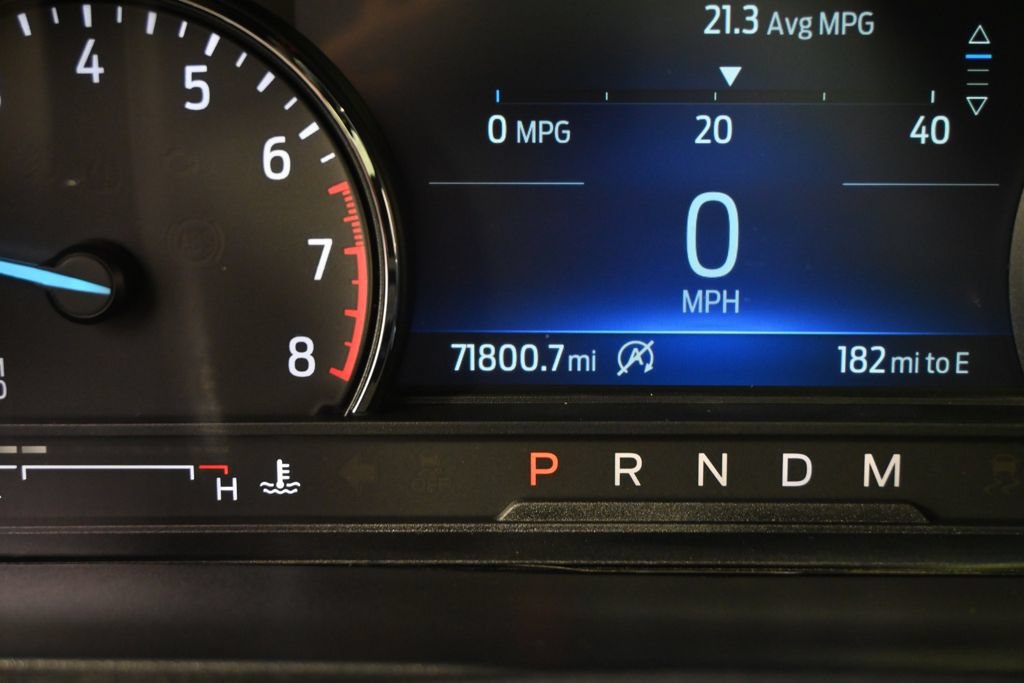 Used 2020 Ford Explorer XLT w/ Equipment Group 202A AWD/4WD image 26