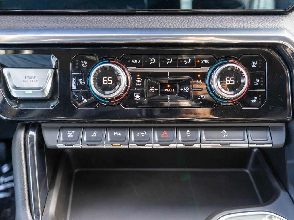 Used 2024 GMC Sierra 2500 Denali w/ Technology Package image 28