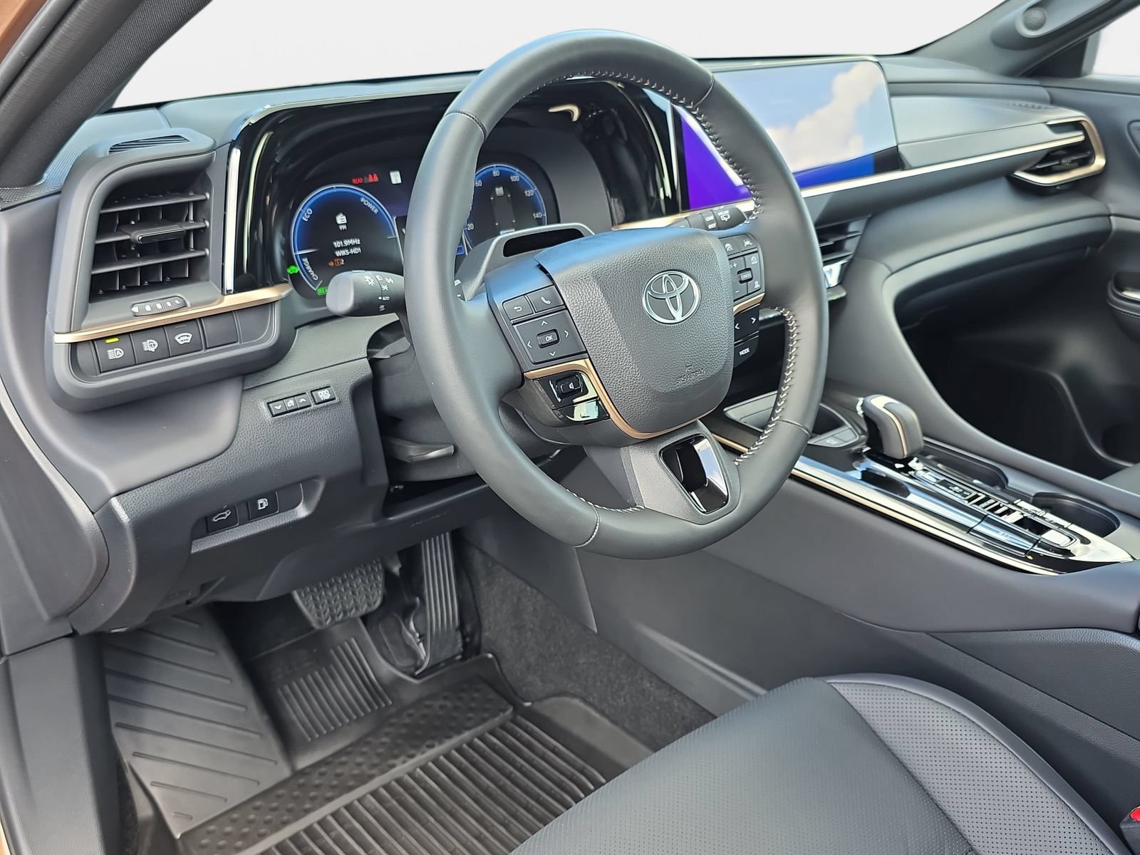 Used 2026 Toyota Crown Signia w/ Advanced Technology Package AWD/4WD image 16