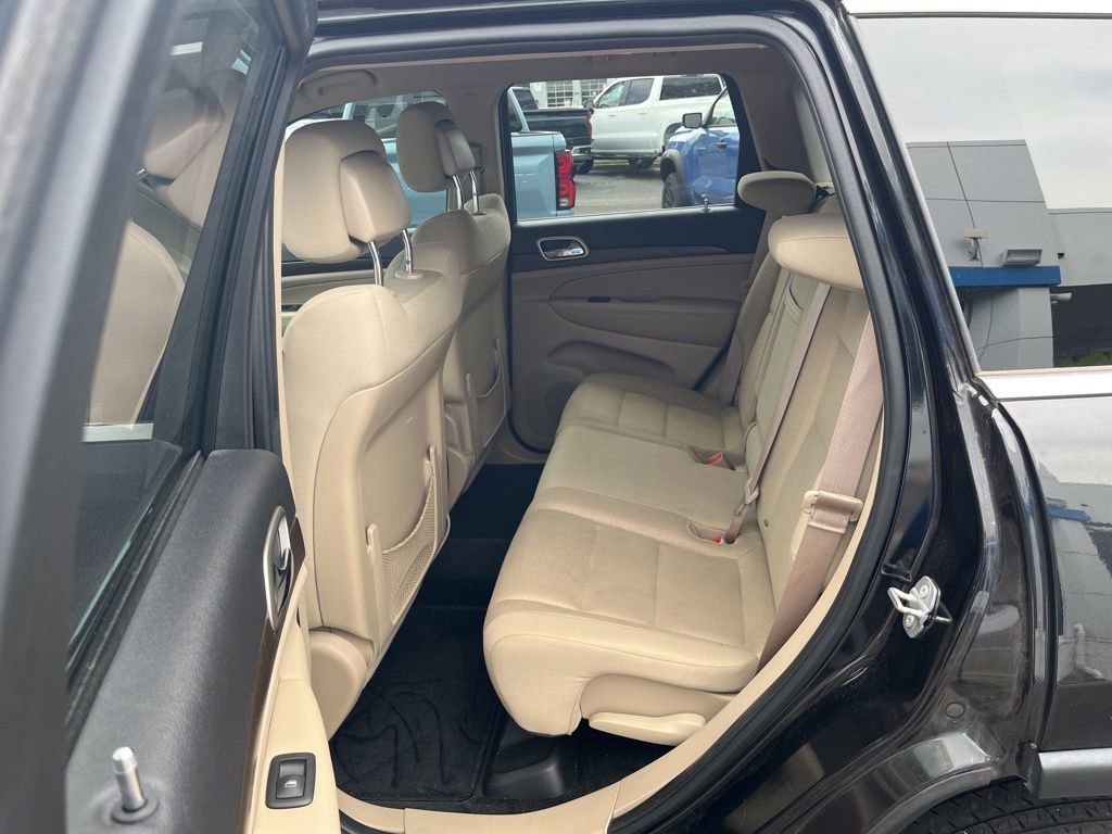 Used 2015 Jeep Grand Cherokee Laredo w/ Quick Order Package 23E image 13