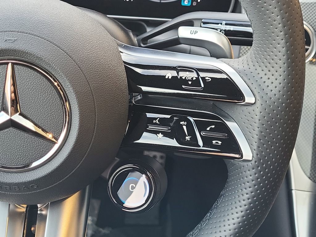 Certified 2025 Mercedes-Benz GLC 43 AMG 4MATIC image 28