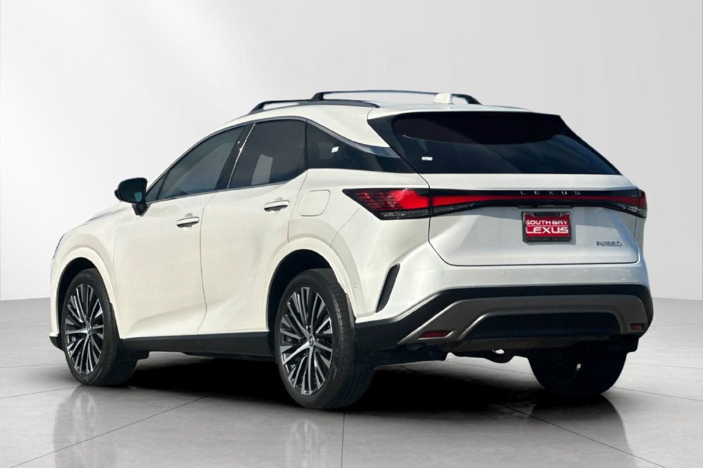 Used 2024 Lexus RX 350 Premium Plus w/ Convenience Package FWD image 4