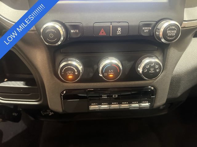 Used 2020 RAM 3500 Tradesman w/ Chrome Appearance Group RWD image 16
