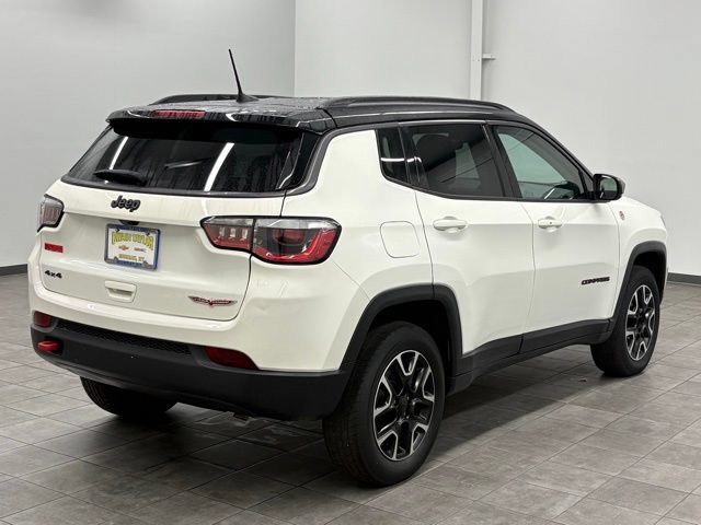 Used 2020 Jeep Compass Trailhawk AWD/4WD image 2