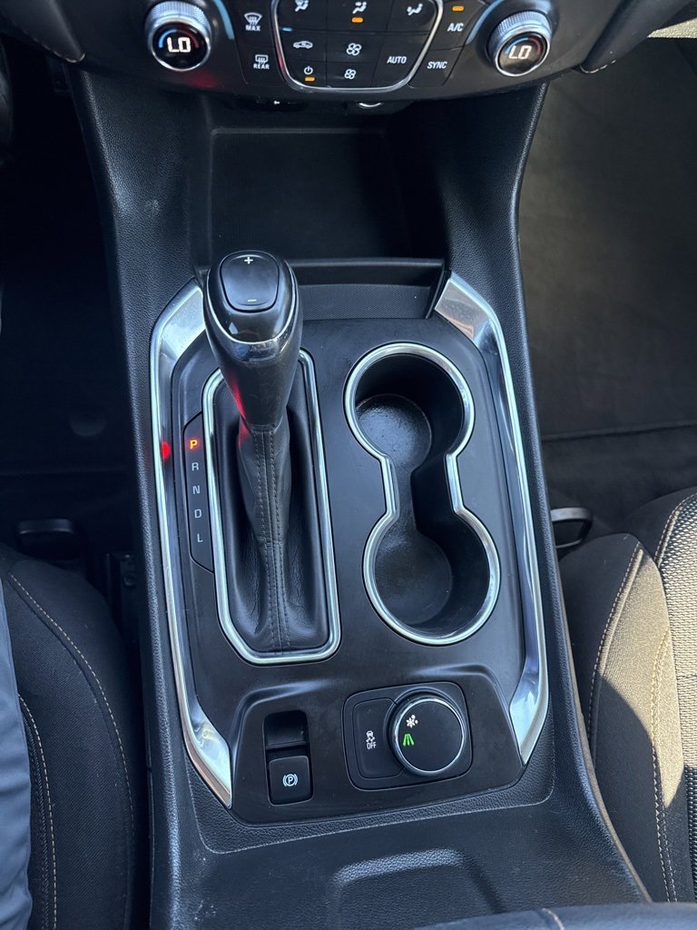 Used 2020 Chevrolet Traverse LS image 19