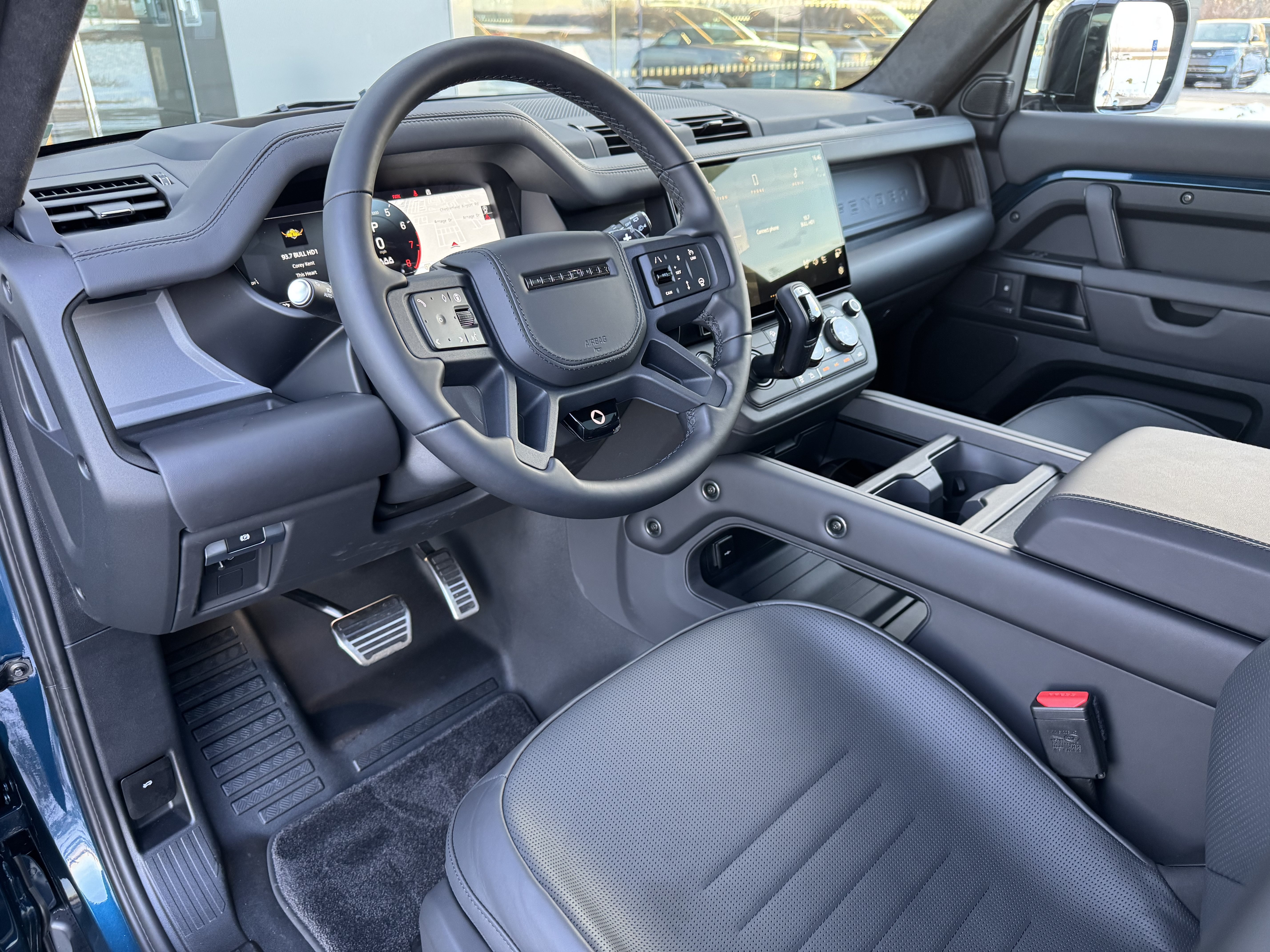 New 2026 Land Rover Defender 110 OCTA AWD/4WD image 13