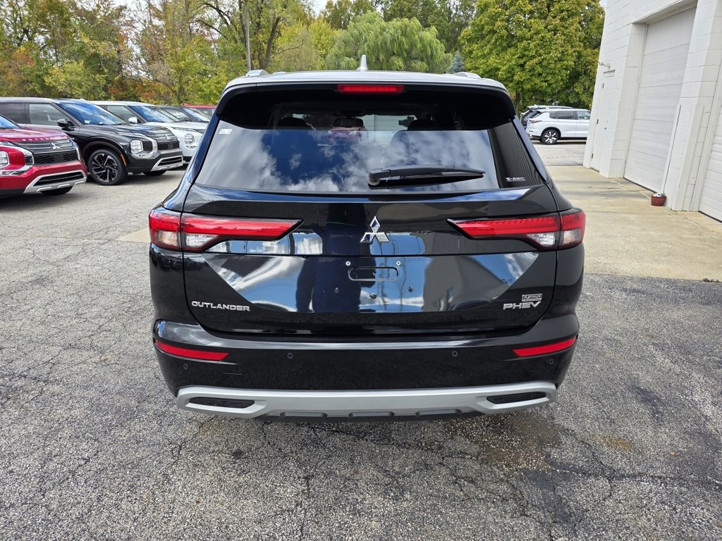 Used 2024 Mitsubishi Outlander SEL image 6