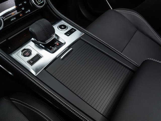 New 2025 Jaguar F-PACE R-Dynamic S AWD/4WD image 28