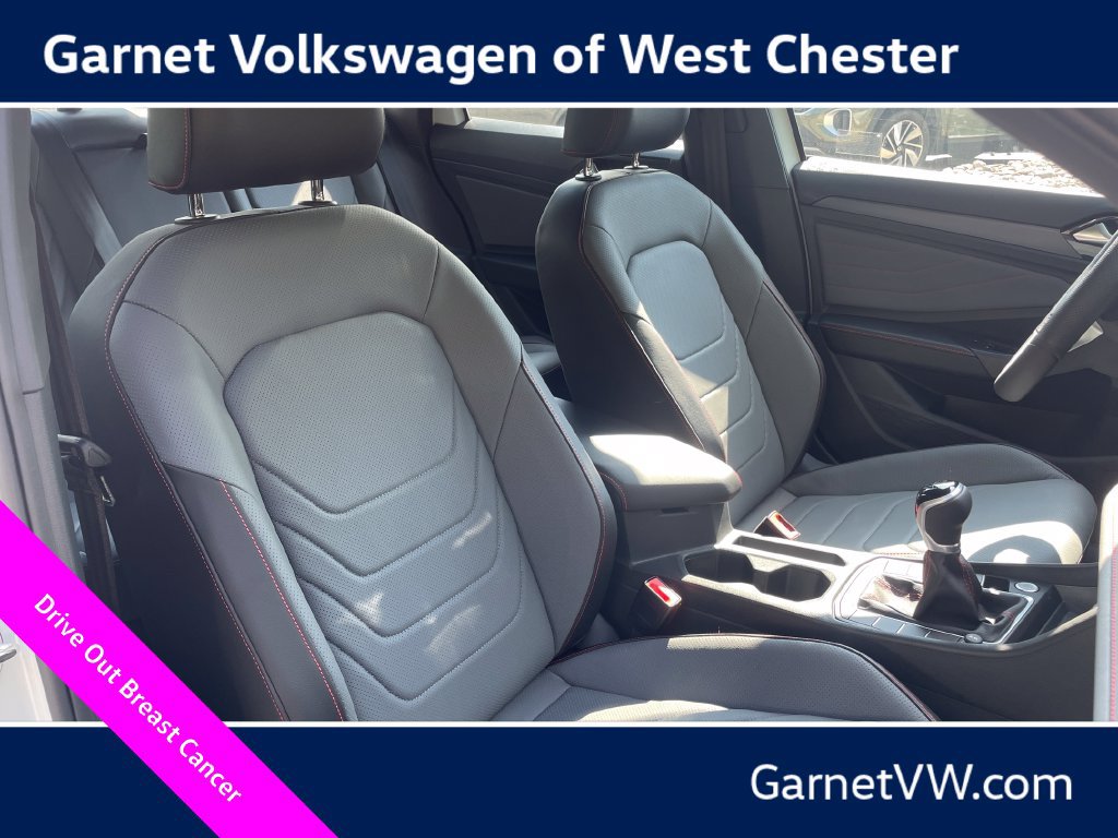 New 2026 Volkswagen Jetta GLI Autobahn FWD image 32