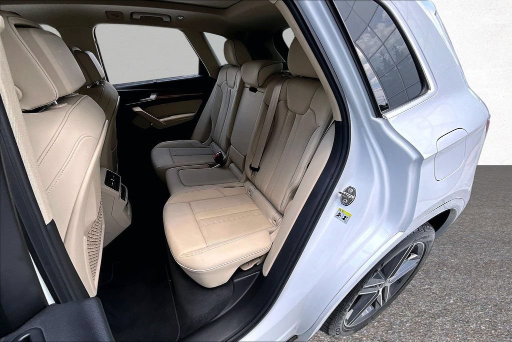 Used 2021 Audi Q5 e Prestige w/ Prestige Package AWD/4WD image 22