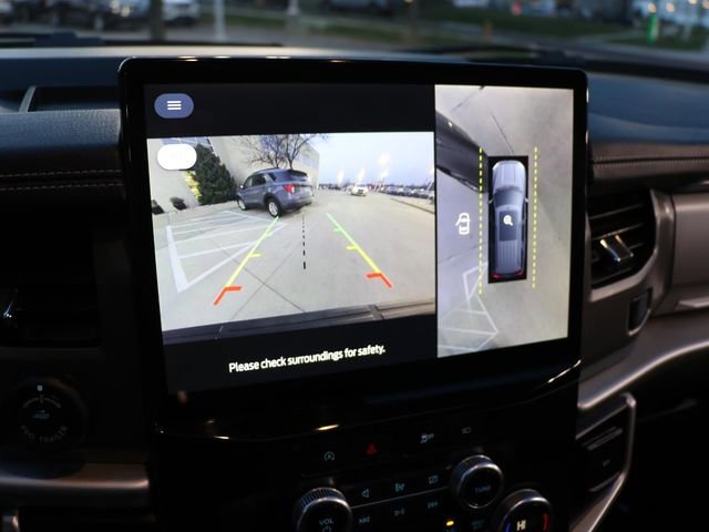 Used 2023 Ford Expedition Max XLT image 26