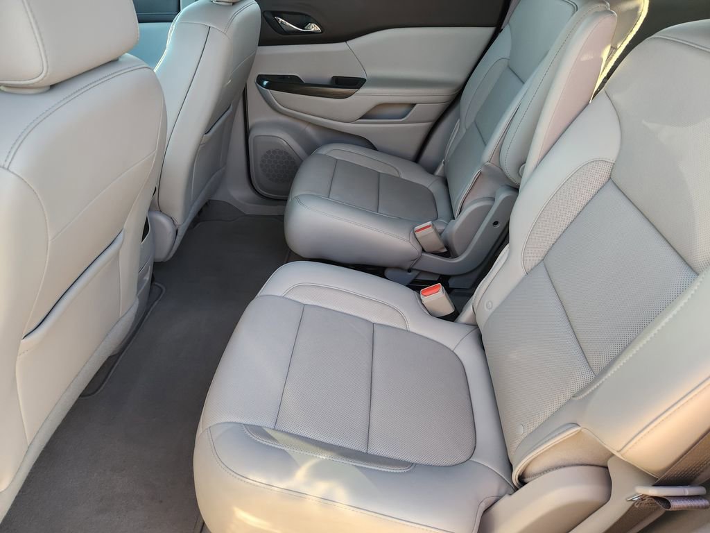 Used 2020 GMC Acadia SLT image 34