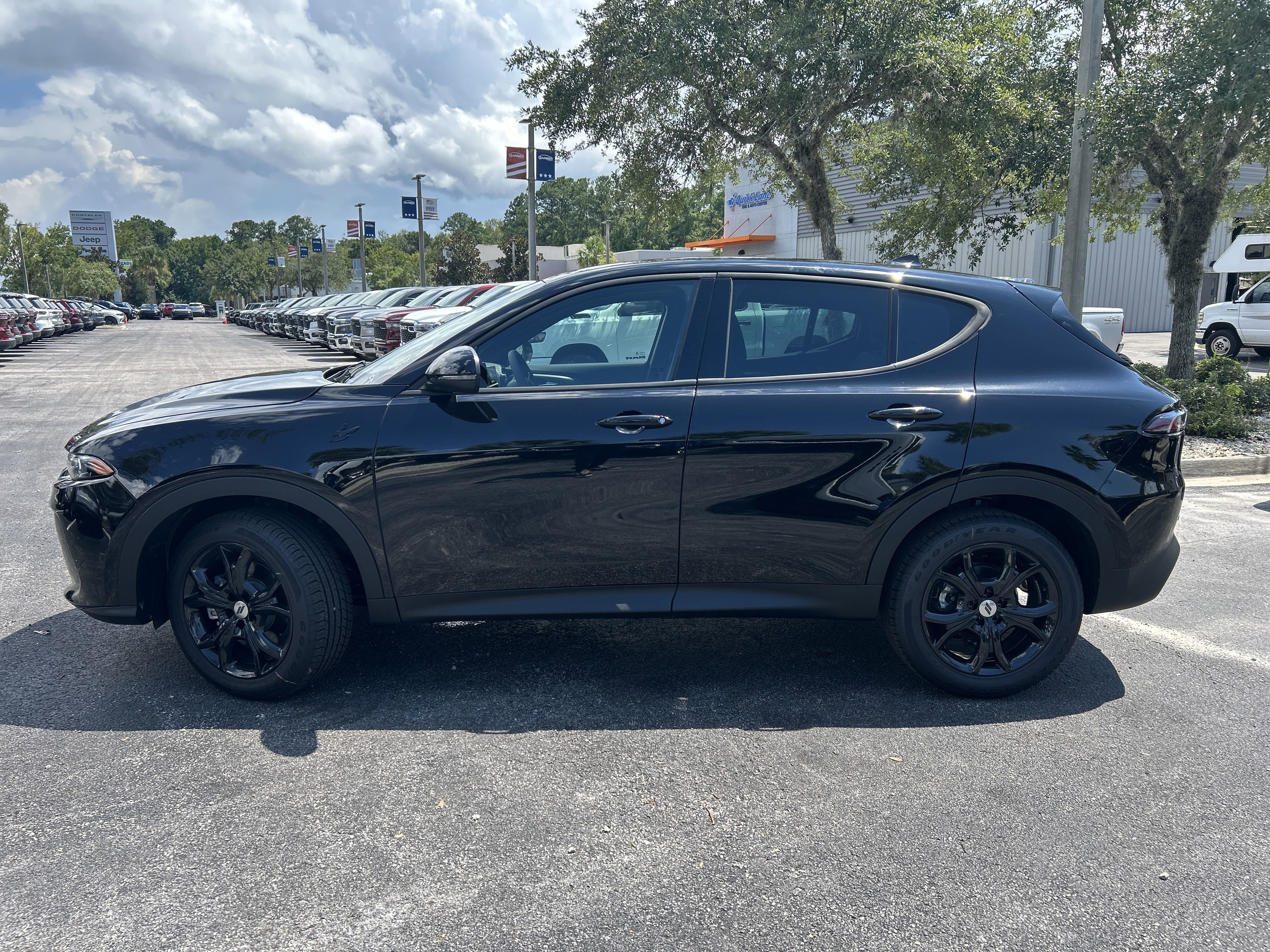 New 2025 Dodge Hornet GT w/ GT Blacktop Package image 5
