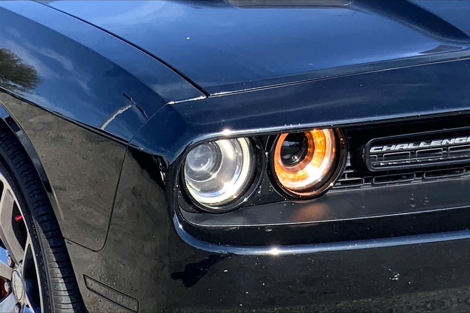 Used 2015 Dodge Challenger R/T w/ Quick Order Package 28D R/T RWD image 21