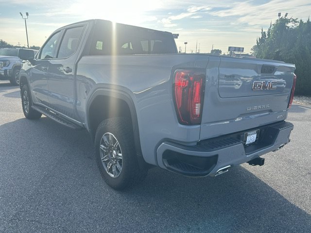 Used 2024 GMC Sierra 1500 AT4 w/ Technology Package AWD/4WD image 2
