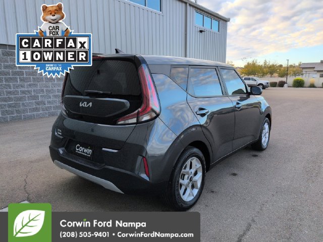 Used 2023 Kia Soul S FWD image 3