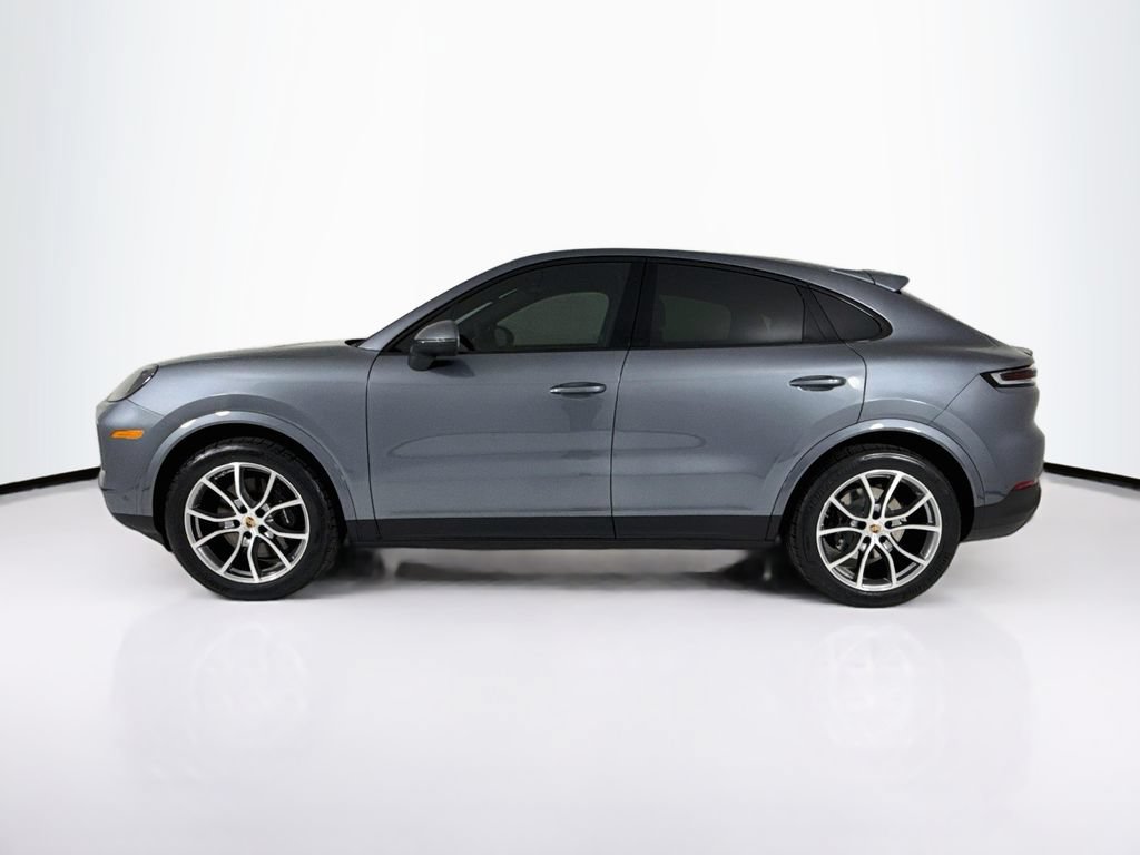 New 2026 Porsche Cayenne Coupe AWD/4WD image 2