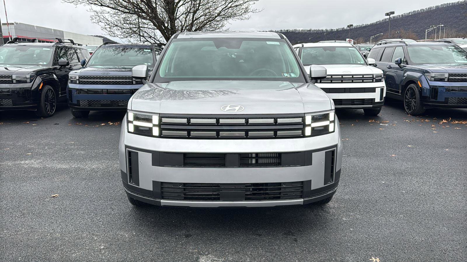 New 2026 Hyundai Santa Fe SE image 2