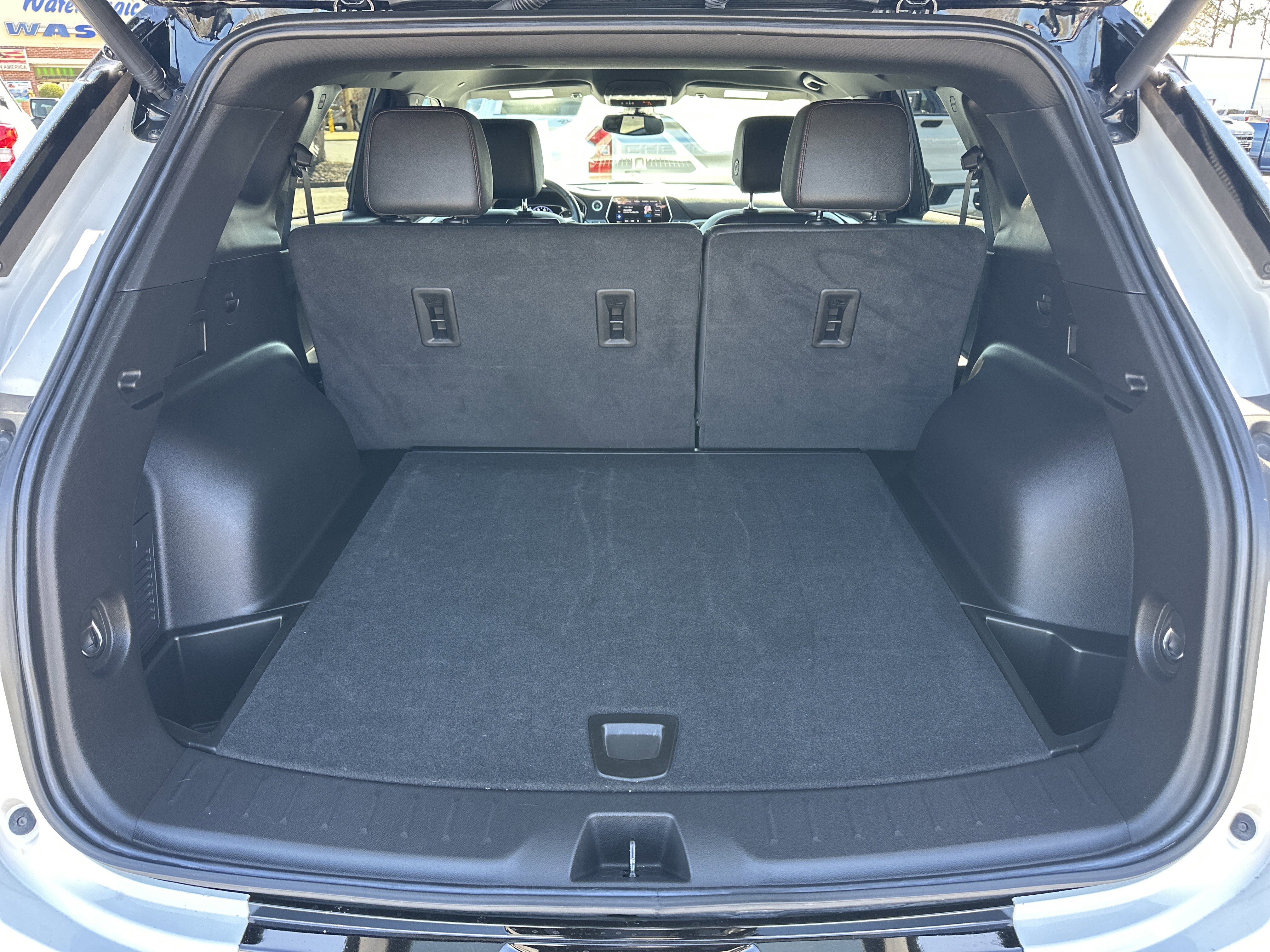 Used 2022 Chevrolet Blazer RS w/ Enhanced Convenience Package image 19