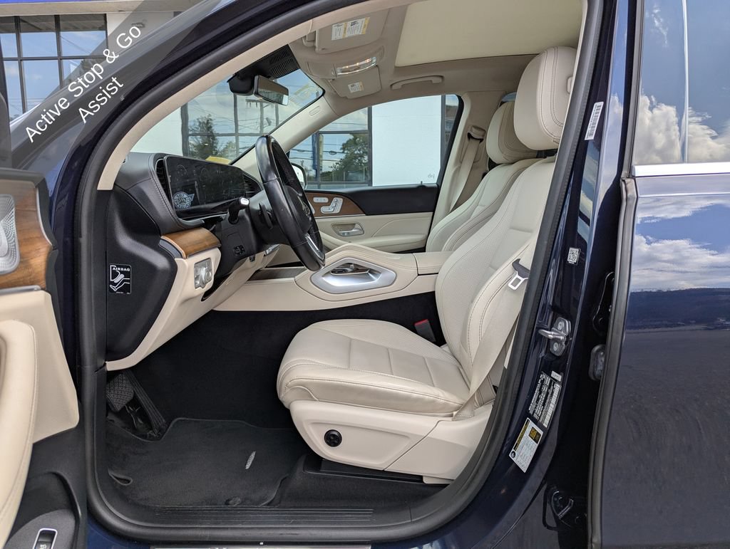 Used 2021 Mercedes-Benz GLS 450 4MATIC image 15