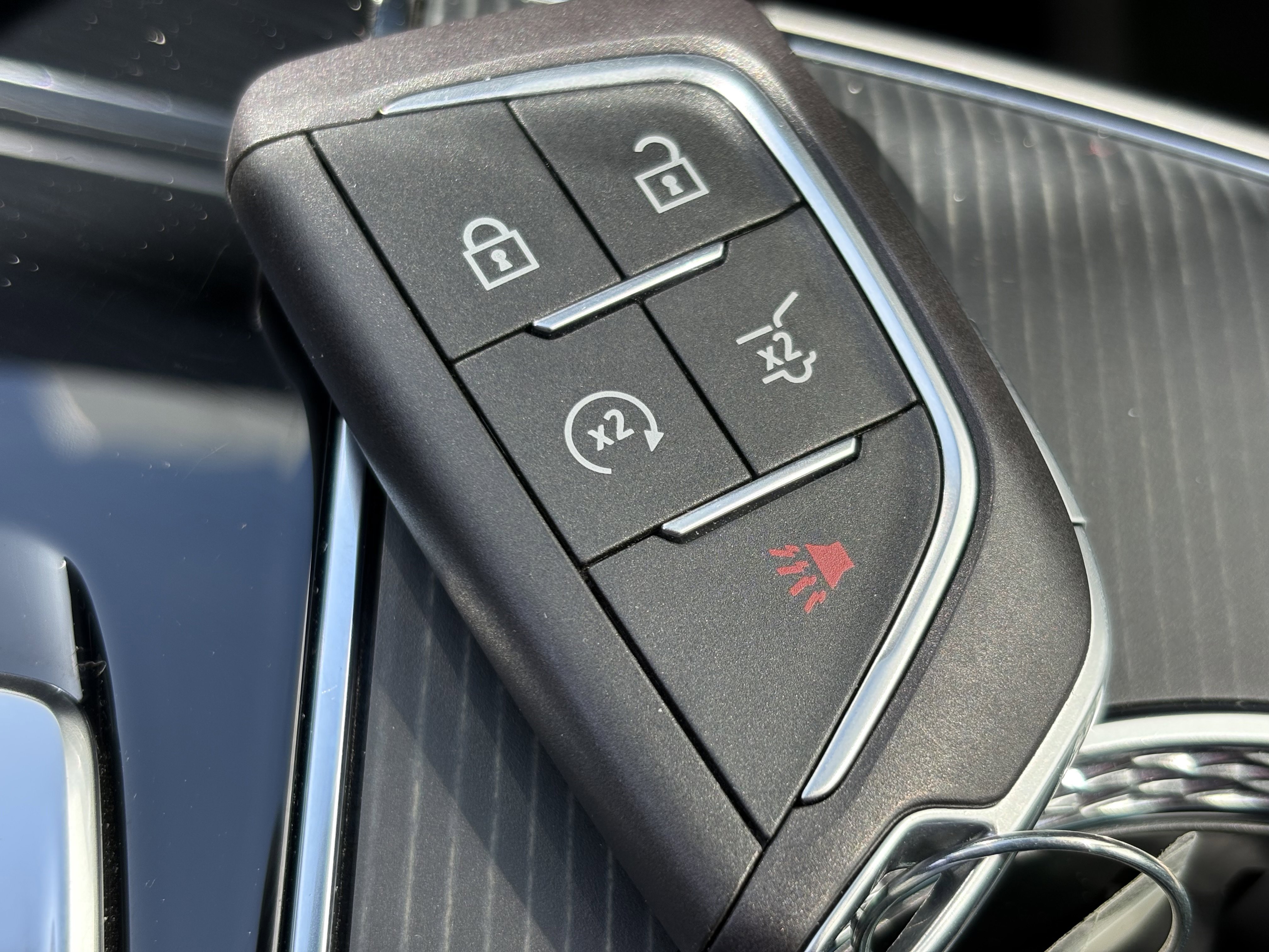 Certified 2024 Cadillac Lyriq Luxury AWD/4WD image 36