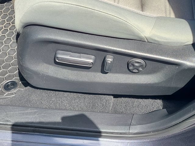 Certified 2017 Honda CR-V EX image 8