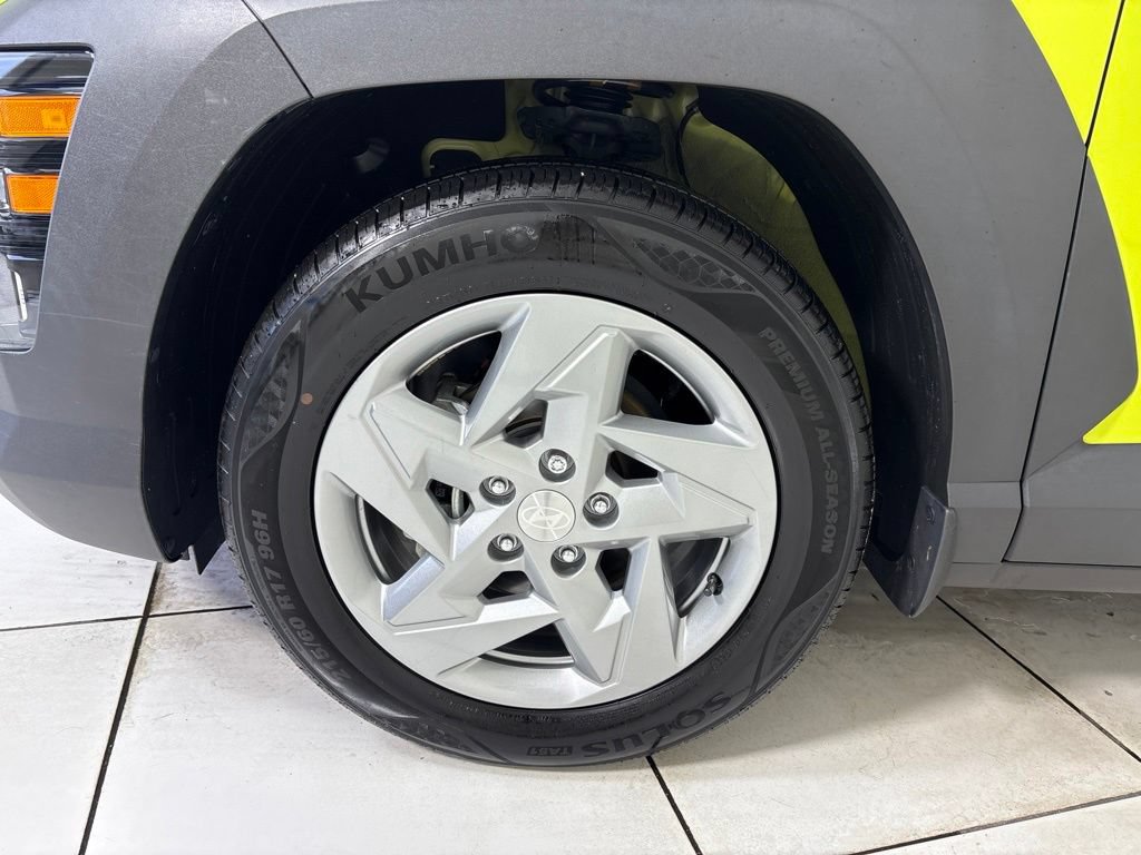 Used 2025 Hyundai Kona SE FWD image 9