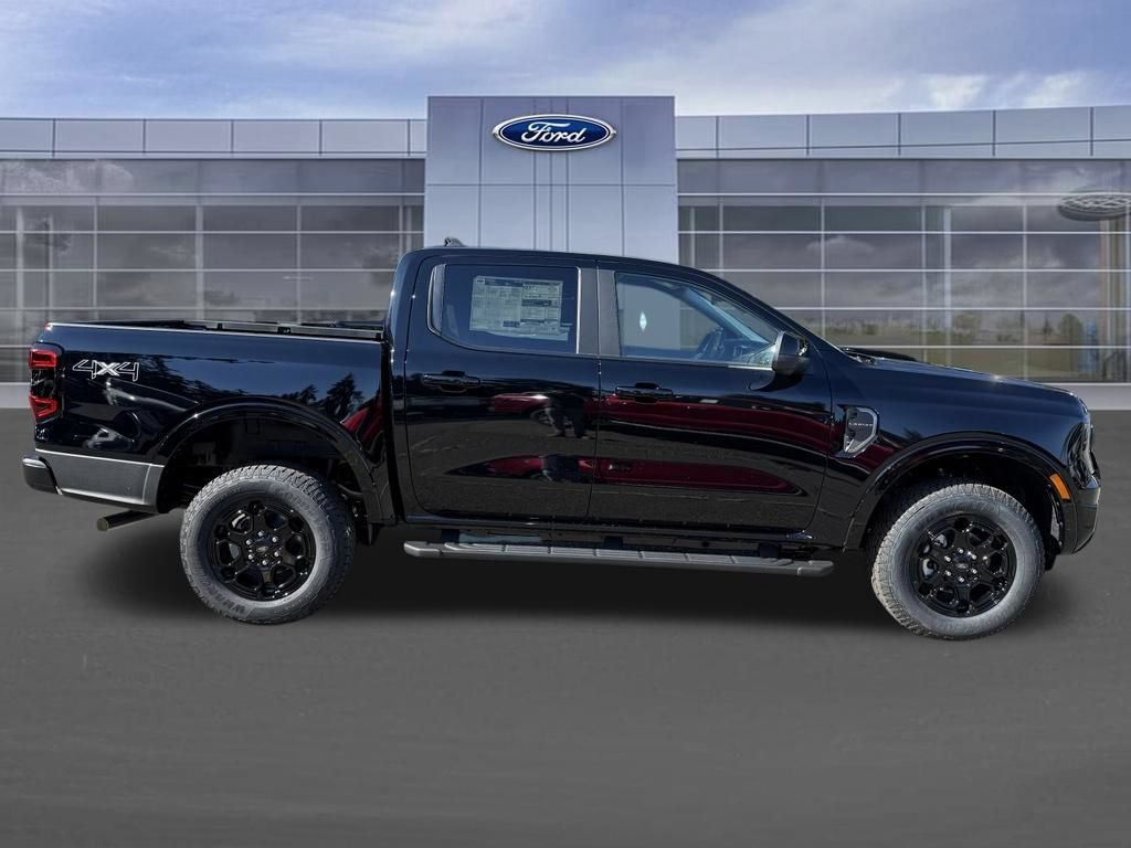 New 2026 Ford Ranger Lariat w/ Black Appearance Package AWD/4WD image 3