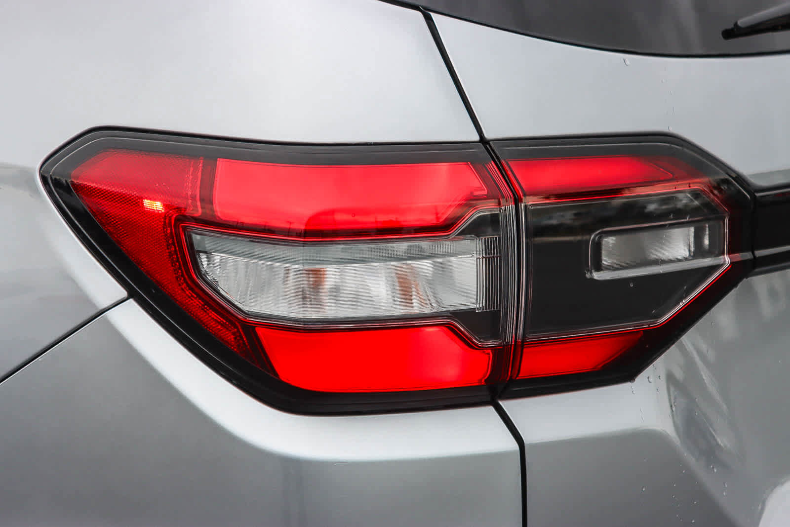 Used 2023 Honda Pilot TrailSport image 8