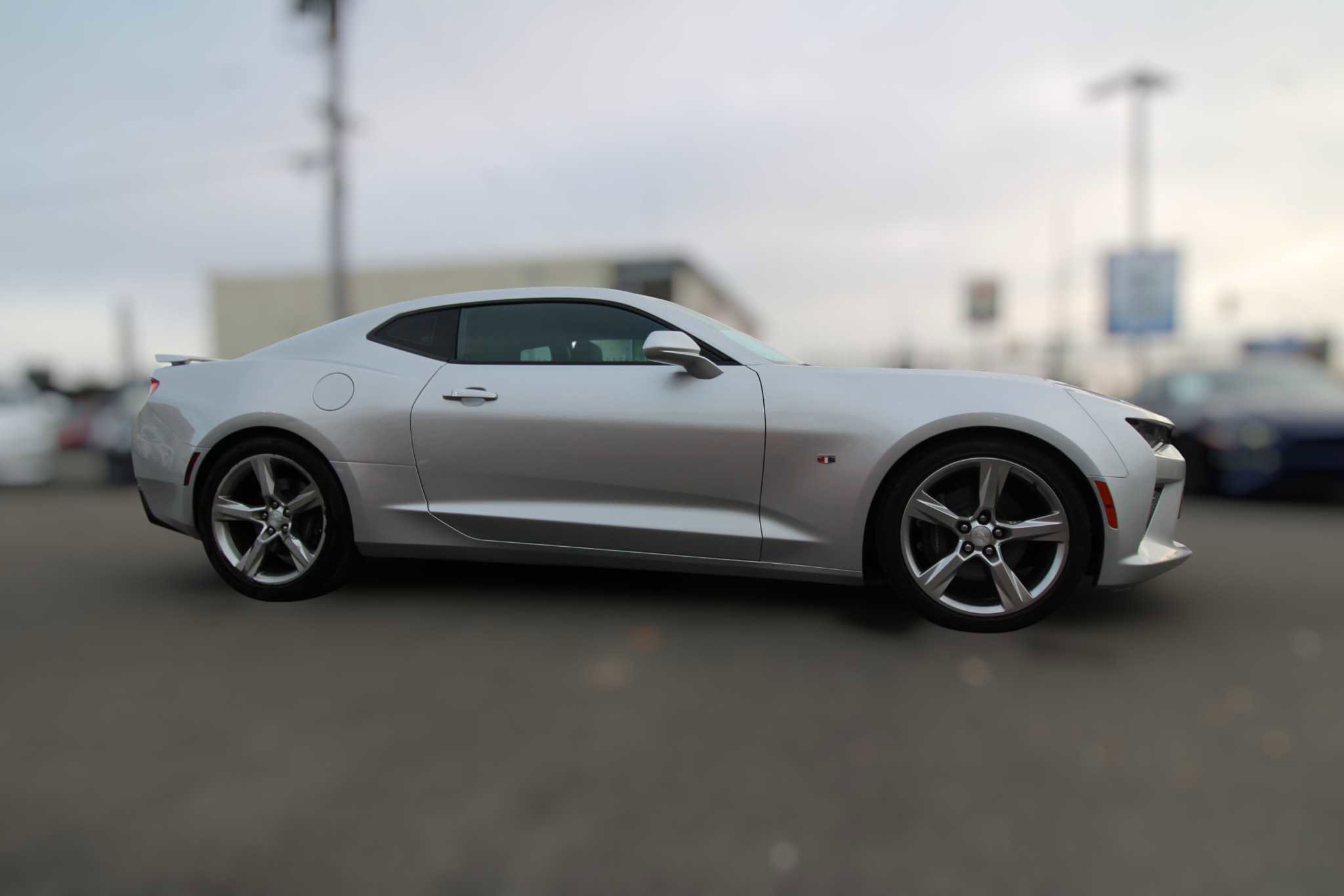 Used 2016 Chevrolet Camaro SS image 19