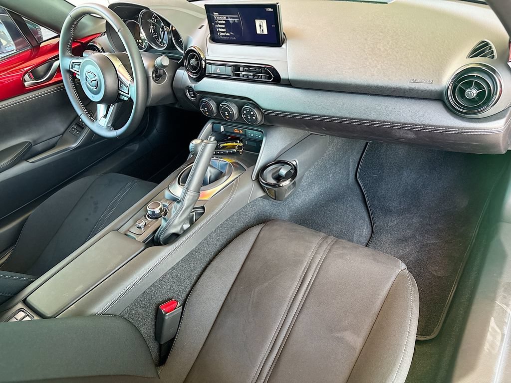 Used 2026 MAZDA MX-5 Miata Club RWD image 17