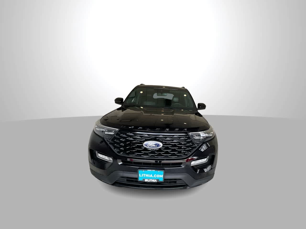 Used 2022 Ford Explorer ST-Line w/ Class IV Trailer Tow Package AWD/4WD image 3