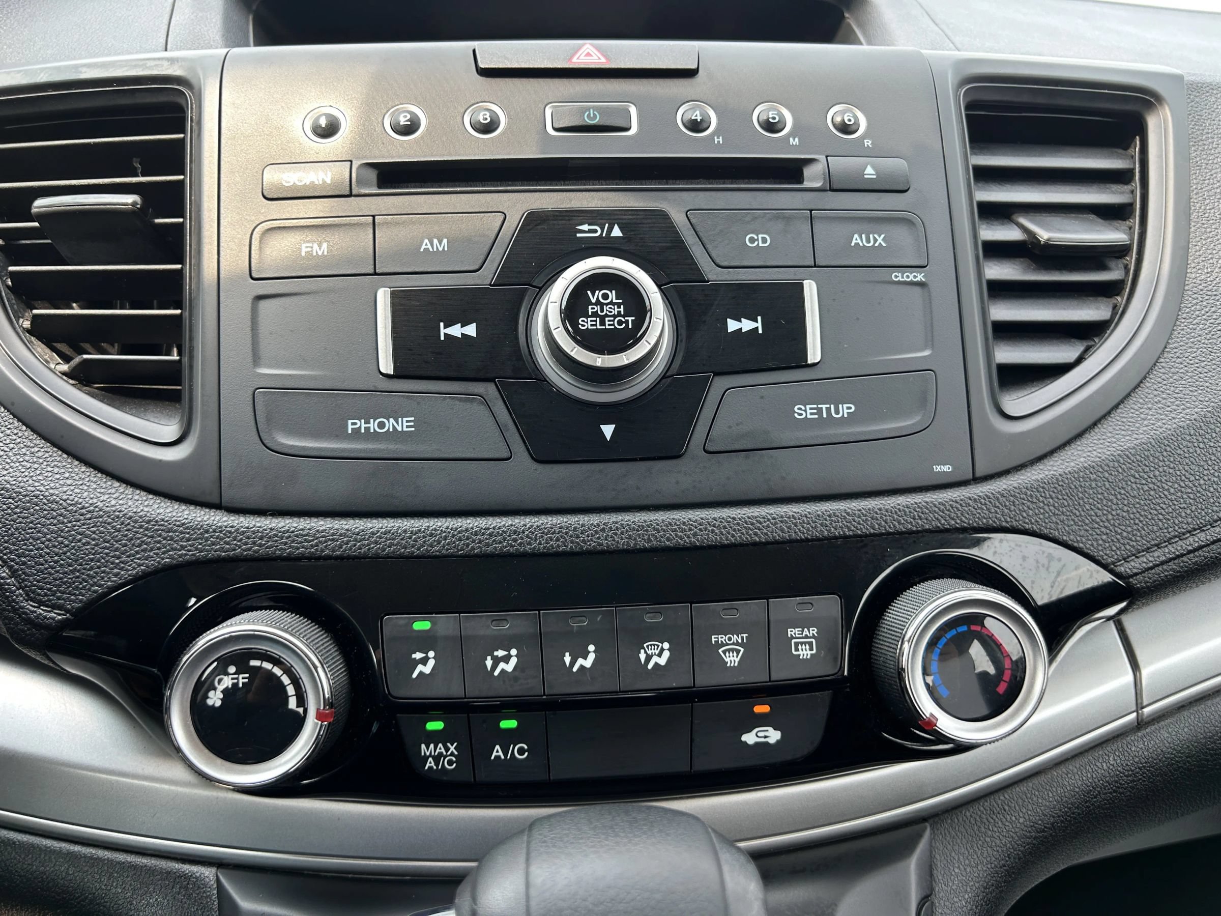 Used 2016 Honda CR-V LX image 17