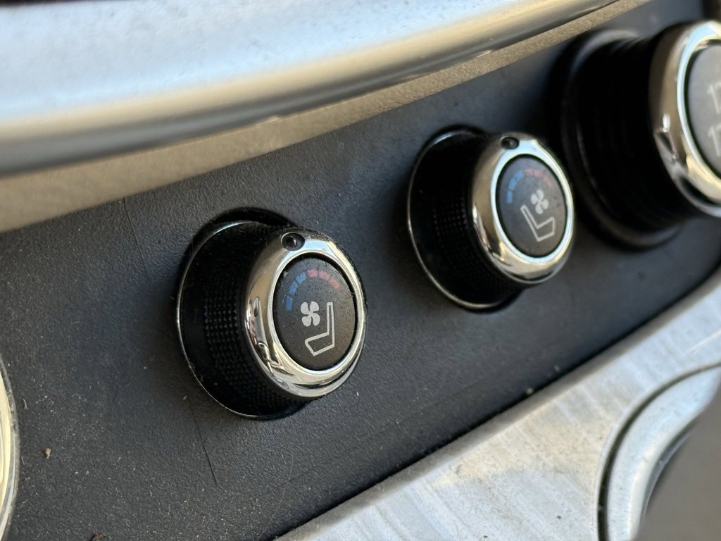 Used 2015 Nissan Murano Platinum image 11