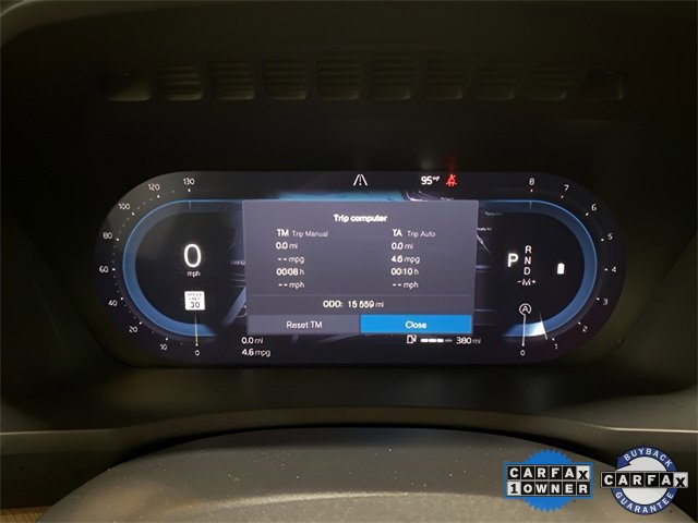 Used 2025 Volvo XC90 B6 Plus image 11