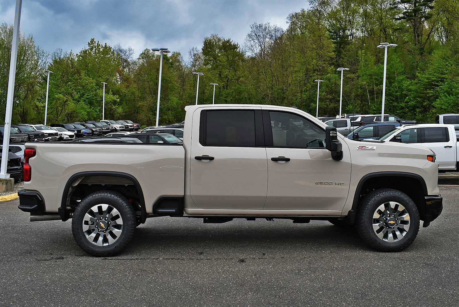 New 2026 Chevrolet Silverado 2500 Custom w/ Custom Value Package AWD/4WD image 6