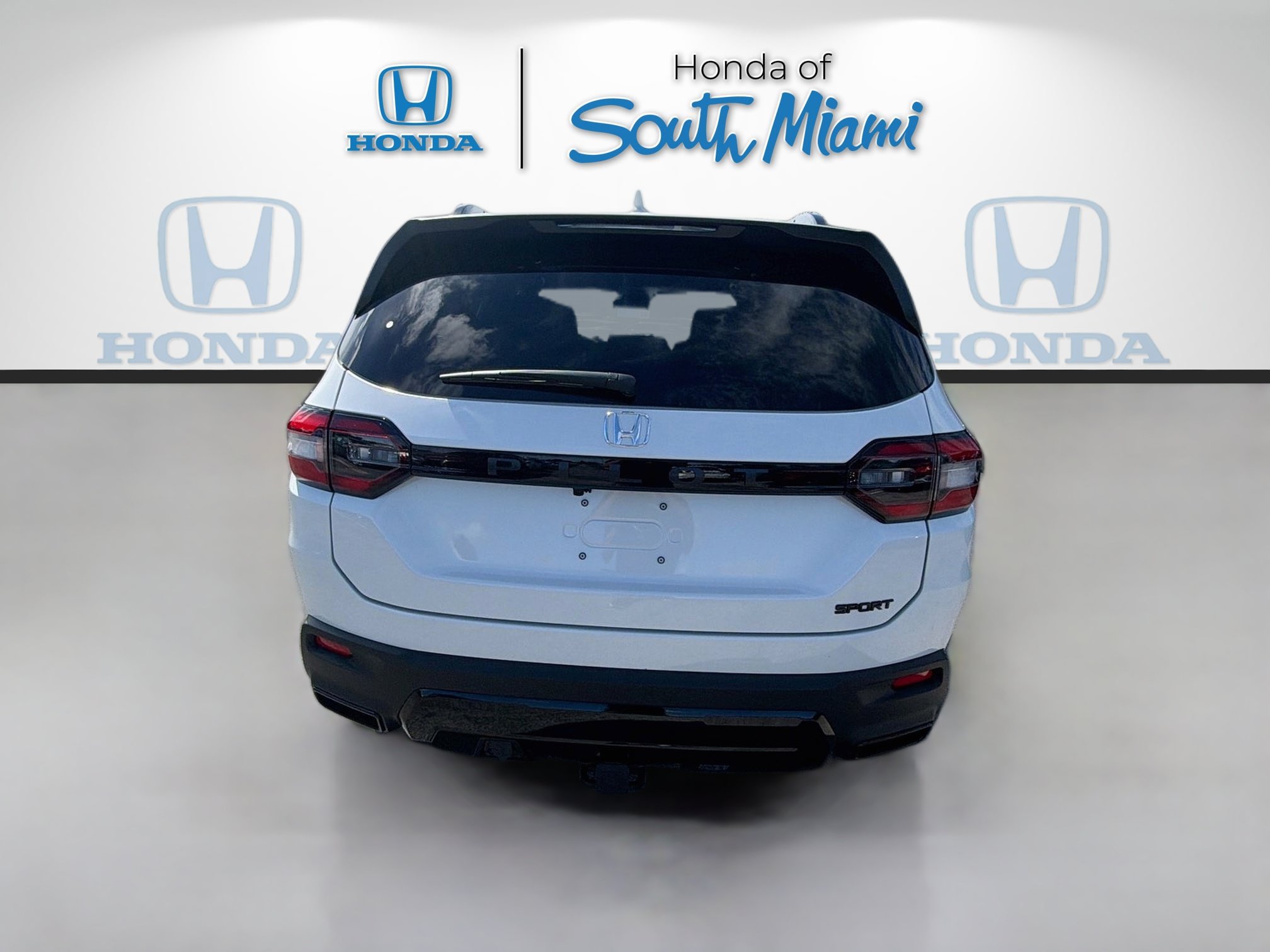 New 2026 Honda Pilot Sport image 6