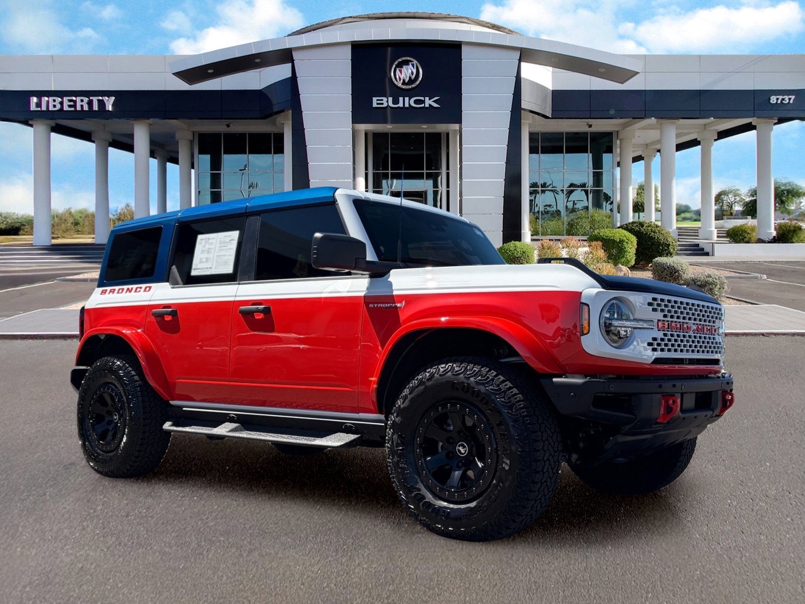 Used 2026 Ford Bronco Stroppe Edition AWD/4WD image 2
